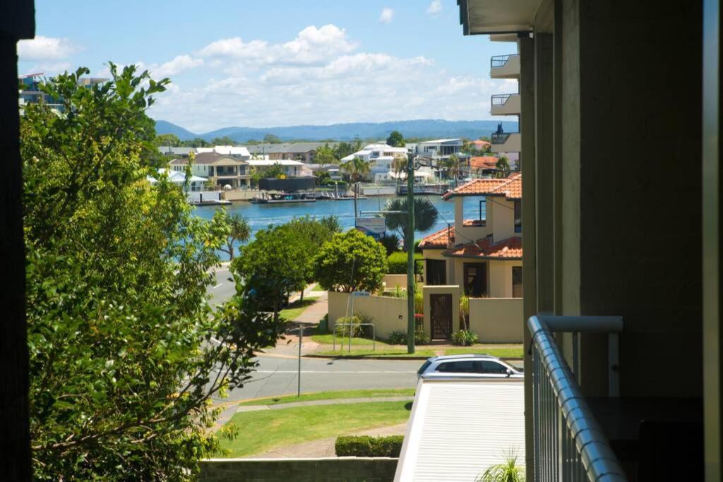 Surfers Paradise Self Contained 1 Bed Unit Голд-Кост Екстер'єр фото